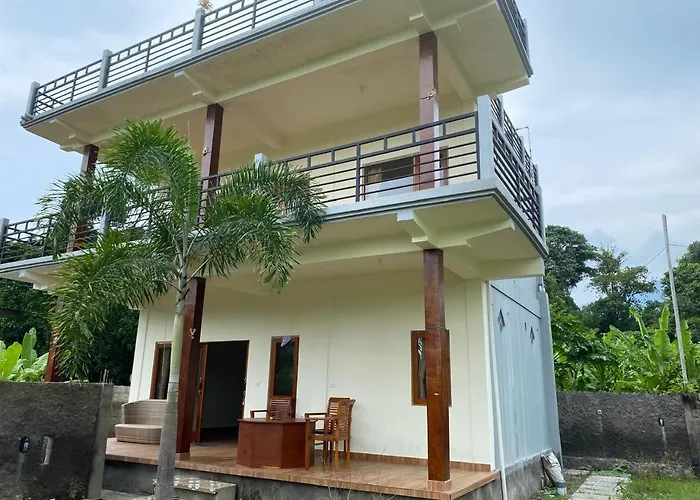 Gunung Bali آميدْ